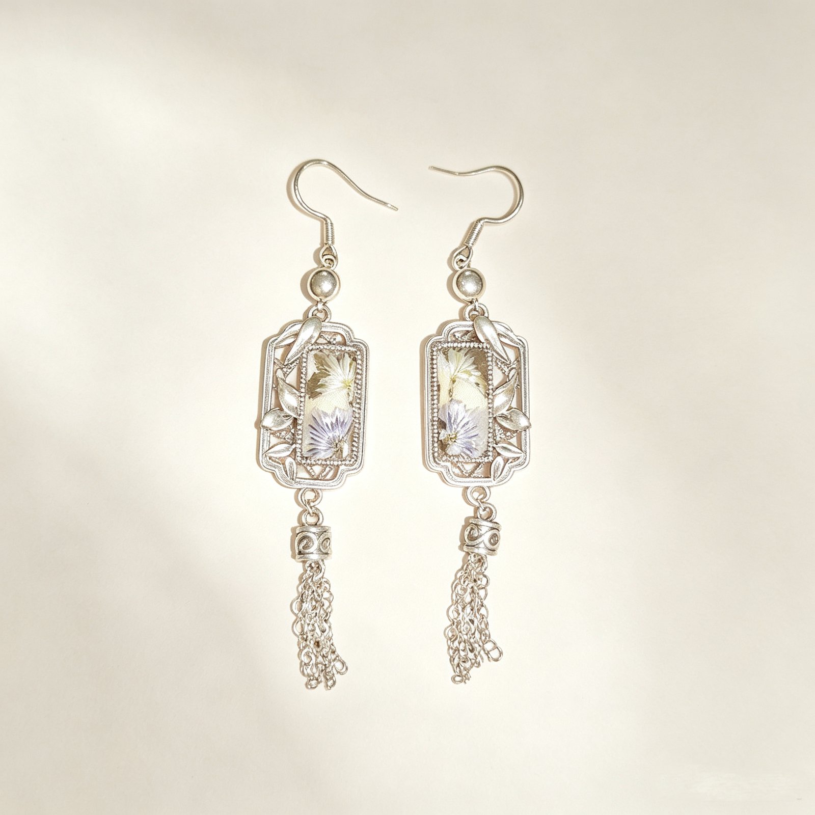 ELA BOUTIQUE |RETRO FLORAL EMBROIDERY RECTANGLE TASSEL EARRING
