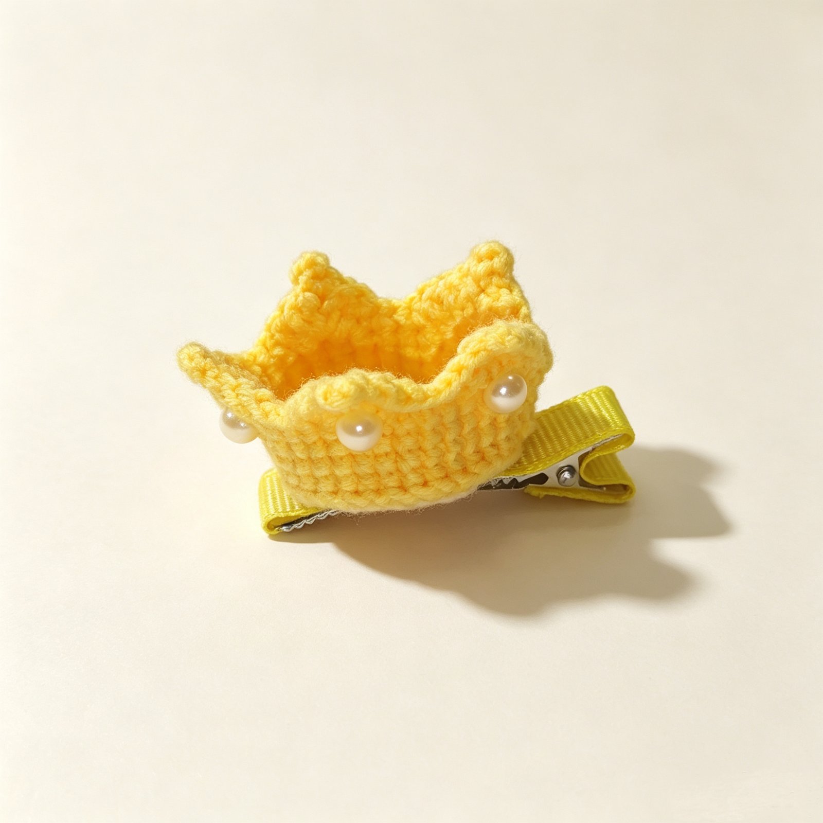 ELA BOUTIQUE |CROCHET YELLOW CROWN PEARL HAIR CLIP