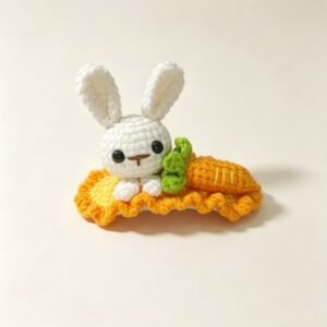 ELA BOUTIQUE |CROCHET BUNNY WITH CARROT HAIR CLIP
