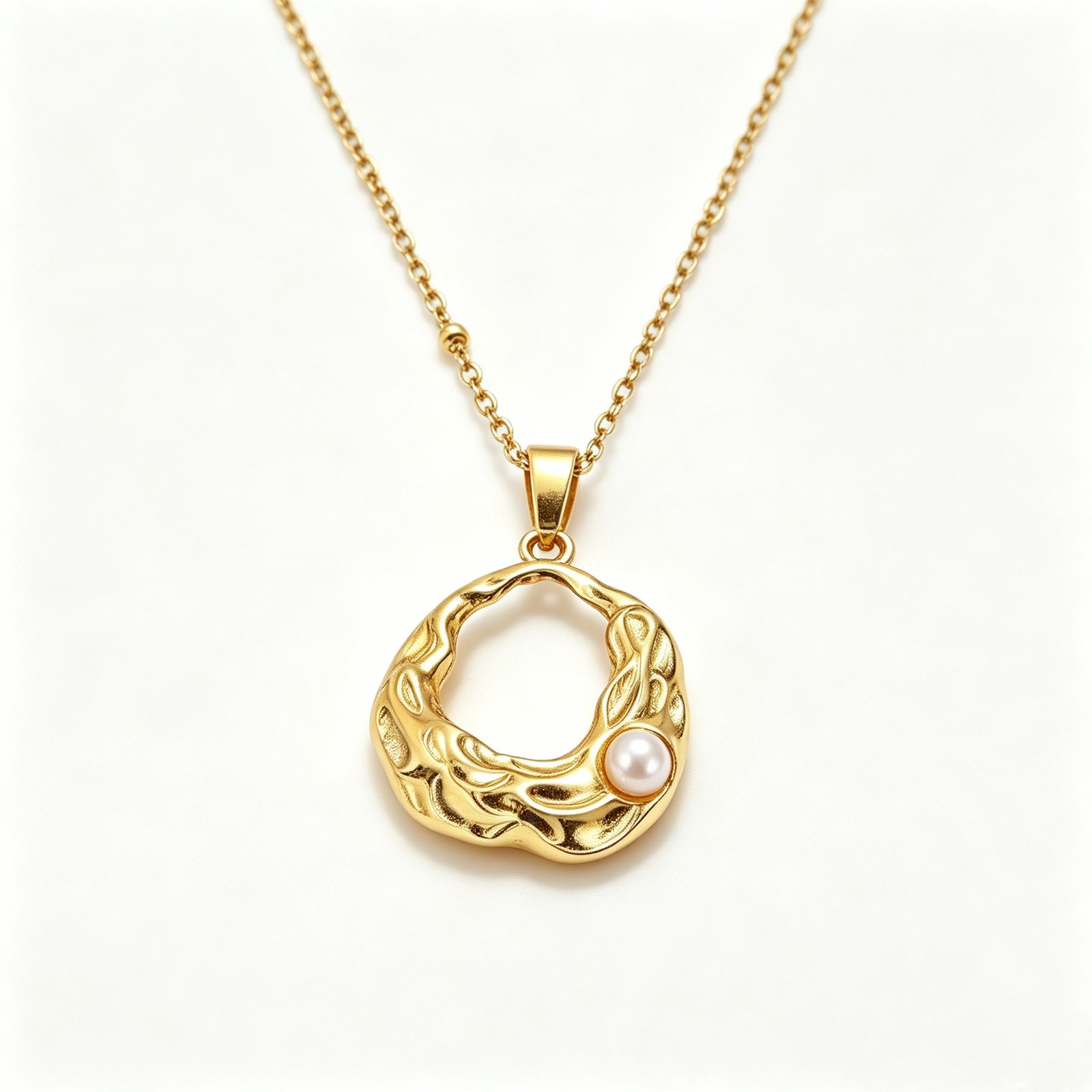 ELA BOUTIQUE| IRREGULAR HOLLOW PEARL PENDANT NECKLACE